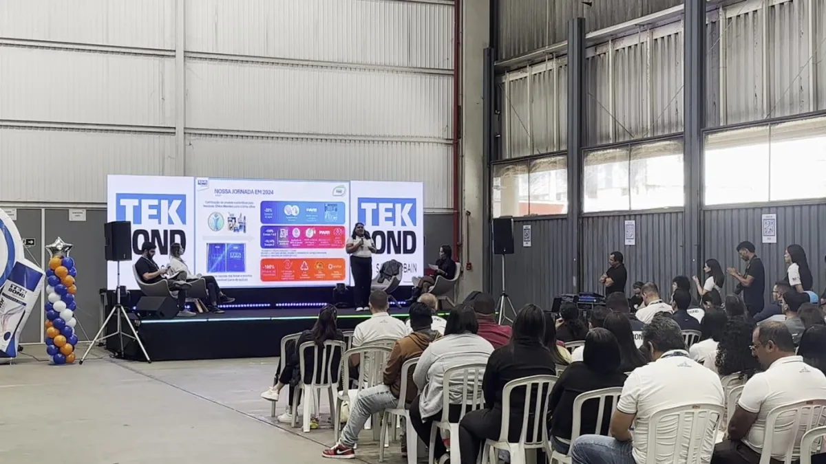 Apresentação de sustentabilidade para os colaboradores da Tekbond